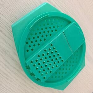 Vintage Tupperware Green Jadite Veggie/Cheese Slicer Grater & Bowl #786-8
